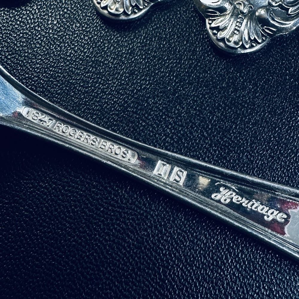 15 Rogers HERITAGE TEASPOONS International Silverplate 1953 Flatware Bros SPOON - Picture 2 of 3